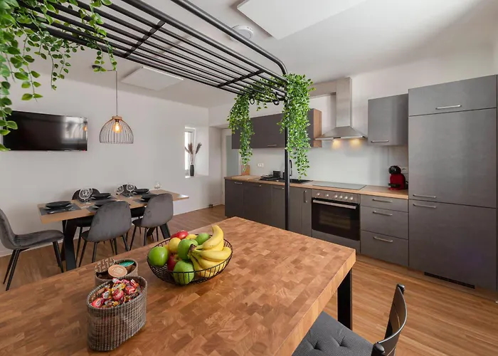 Grahek * ليوبليانا